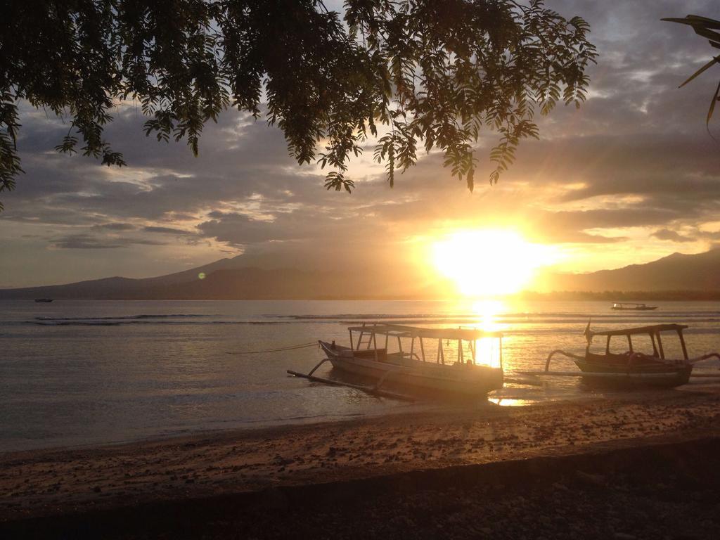 Balengku Homestay Νησιά Γκίλι Εξωτερικό φωτογραφία
