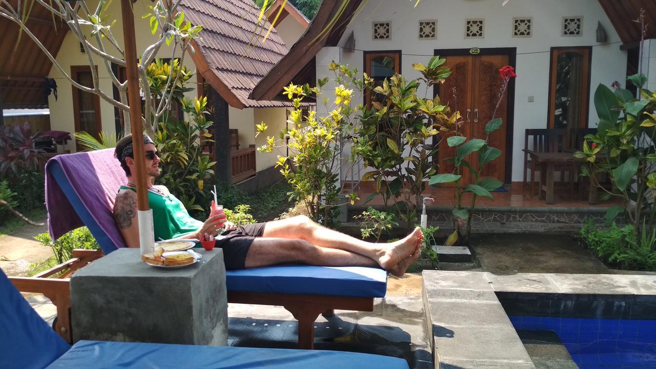 Balengku Homestay Νησιά Γκίλι Εξωτερικό φωτογραφία