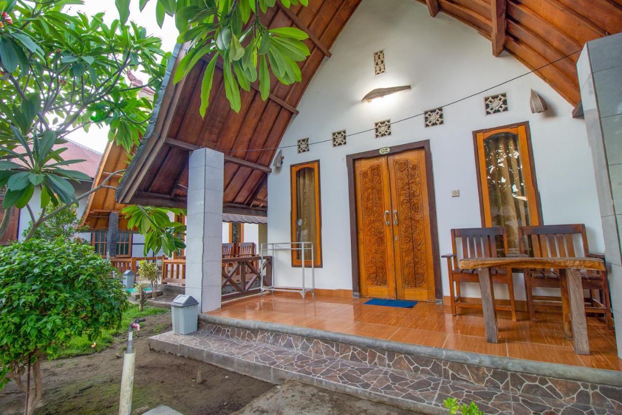 Balengku Homestay Νησιά Γκίλι Εξωτερικό φωτογραφία